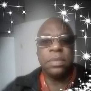 Meet your Posher, Amos